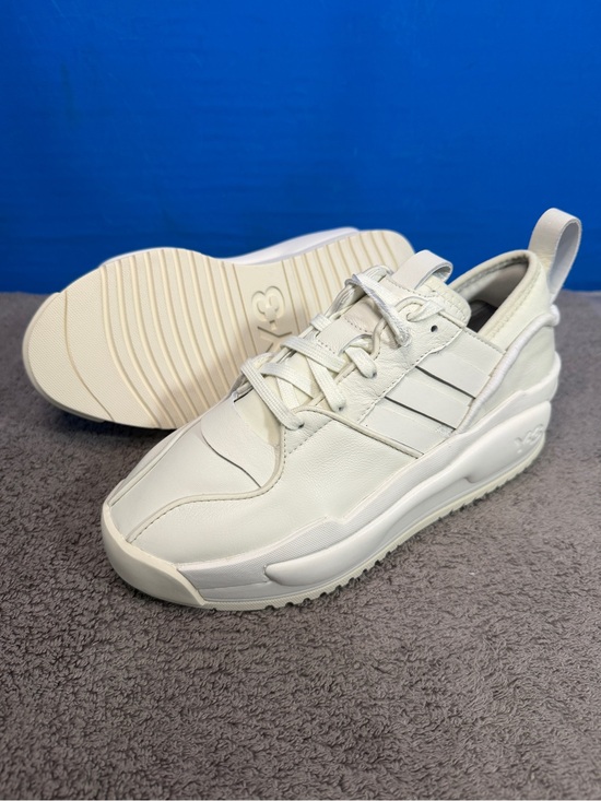 adidas Shoes - Adidas Y-3 rivalry
Off white
Brand new